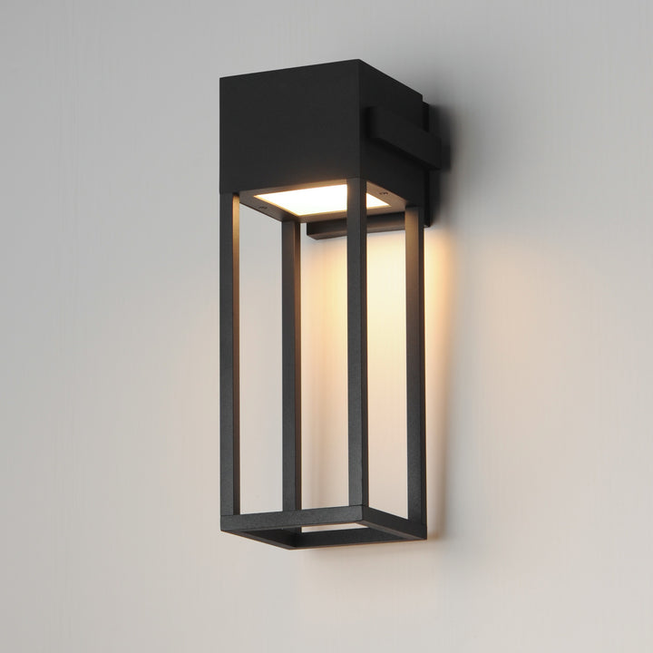 Strand VX 18 Outdoor LED Wall Sconce by Studio M Lighting – lifestyle