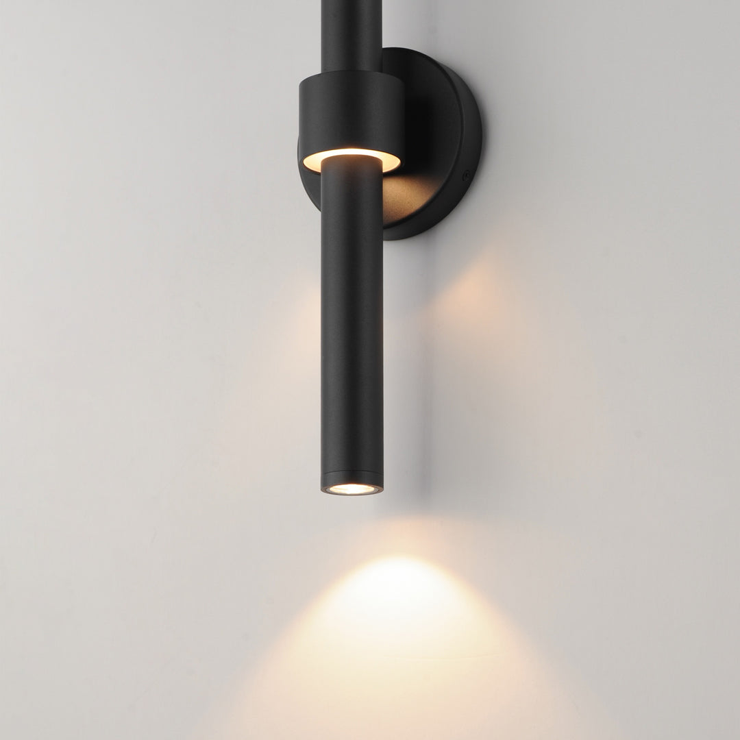 Reveal Outdoor Reveal 20 LED Outdoor Wall Sconce by Studio M Lighting – lifestyle
