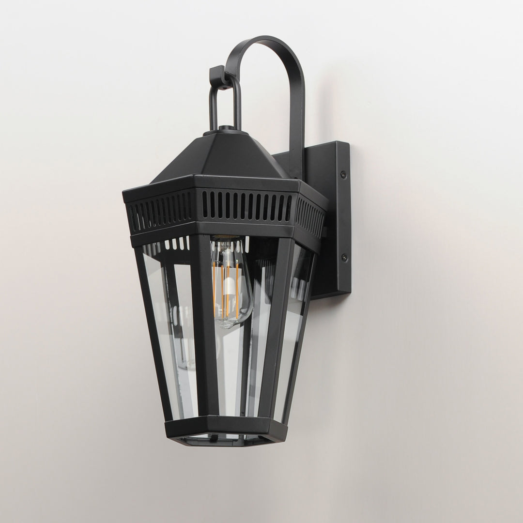 Oxford Outdoor 1-Light Wall Sconce Large by Studio M Lighting – lifestyle