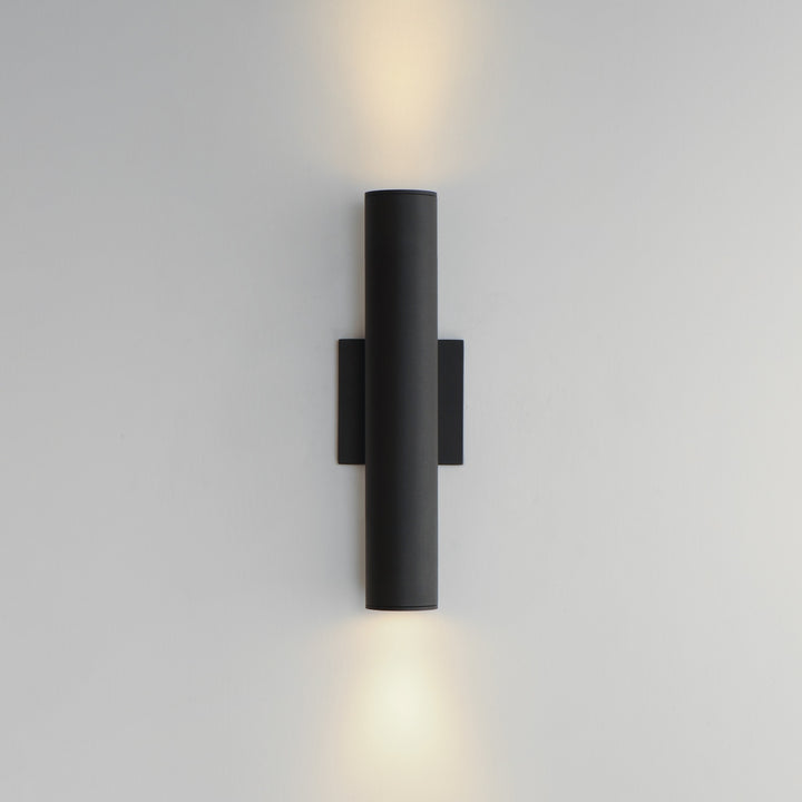 Calibro 15 LED Outdoor Sconce by Studio M Lighting – lifestyle