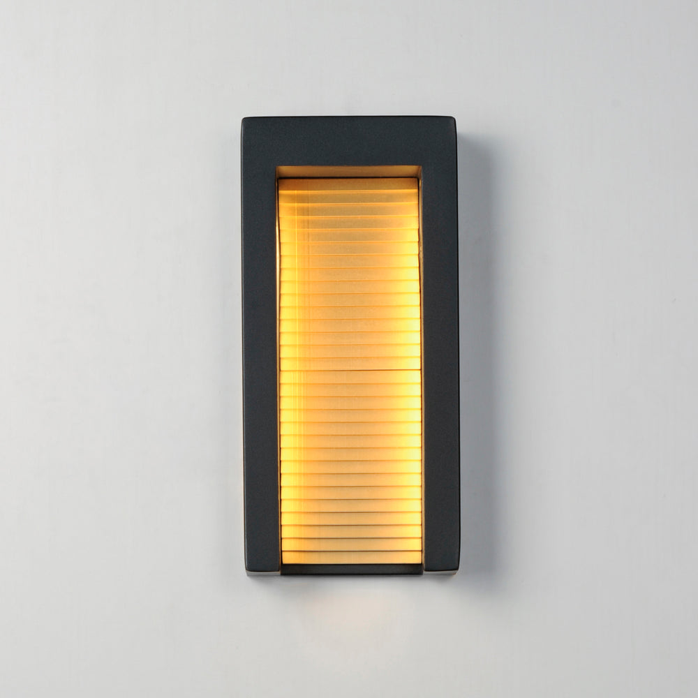 Alcove Medium LED Outdoor Wall Sconce by ET2 Lighting, styled view 1