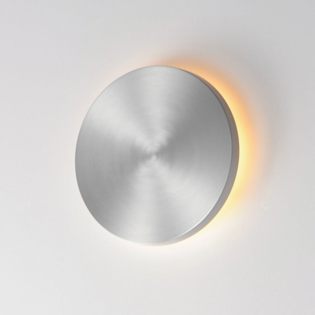 Alumilux: Dish LED Outdoor Wall Sconce by ET2 Lighting, styled view 3