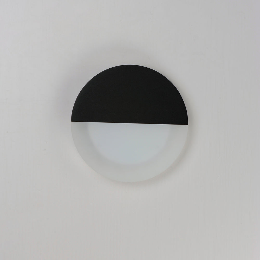 Alumilux: Glow LED Outdoor Wall Sconce (10" W) by ET2 Lighting, styled view 1
