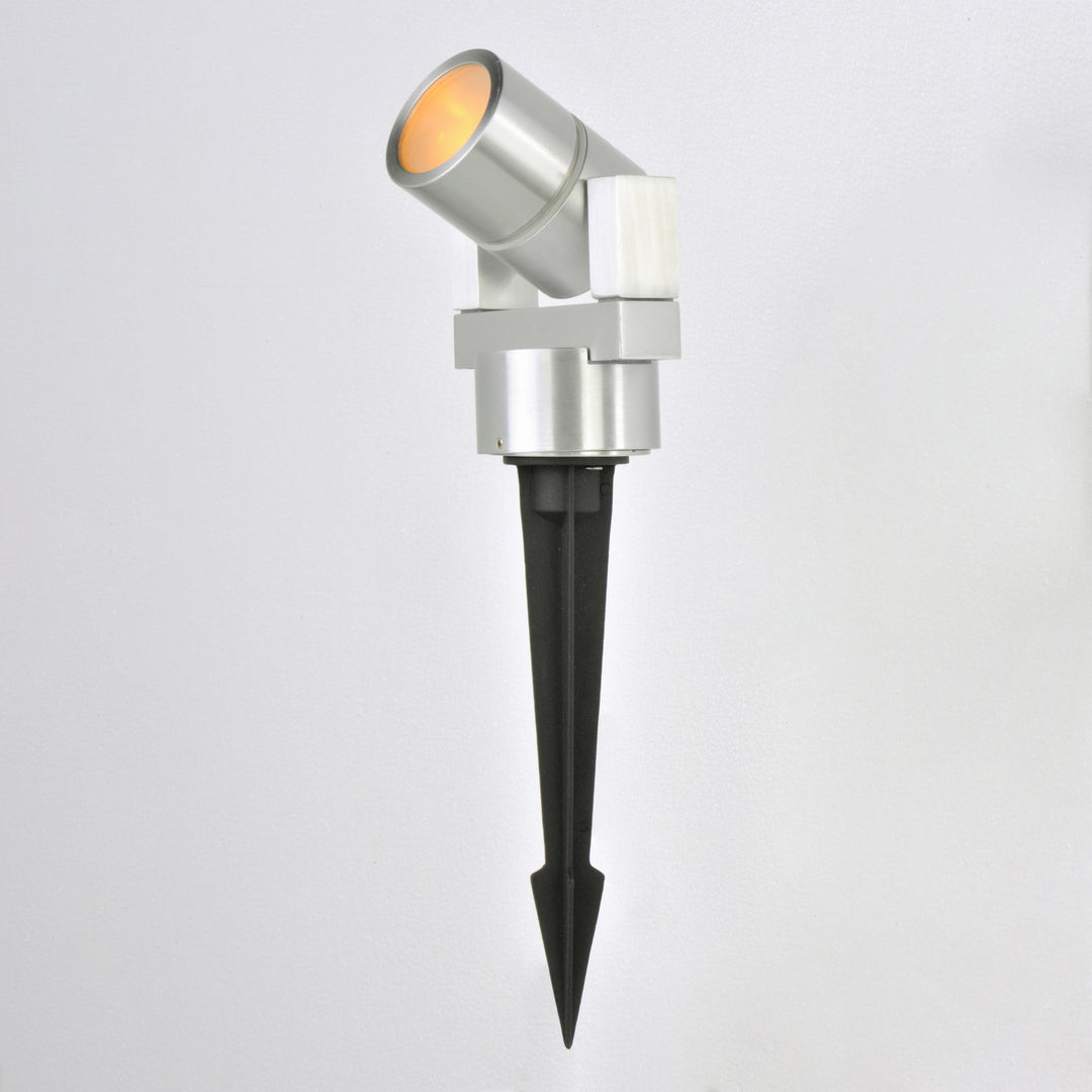 Alumilux Landscape LED Spot Light by ET2 Lighting, styled view 3
