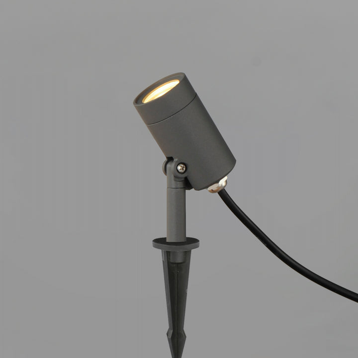 Alumilux: Landscape Spot Light by ET2 Lighting, styled view 1