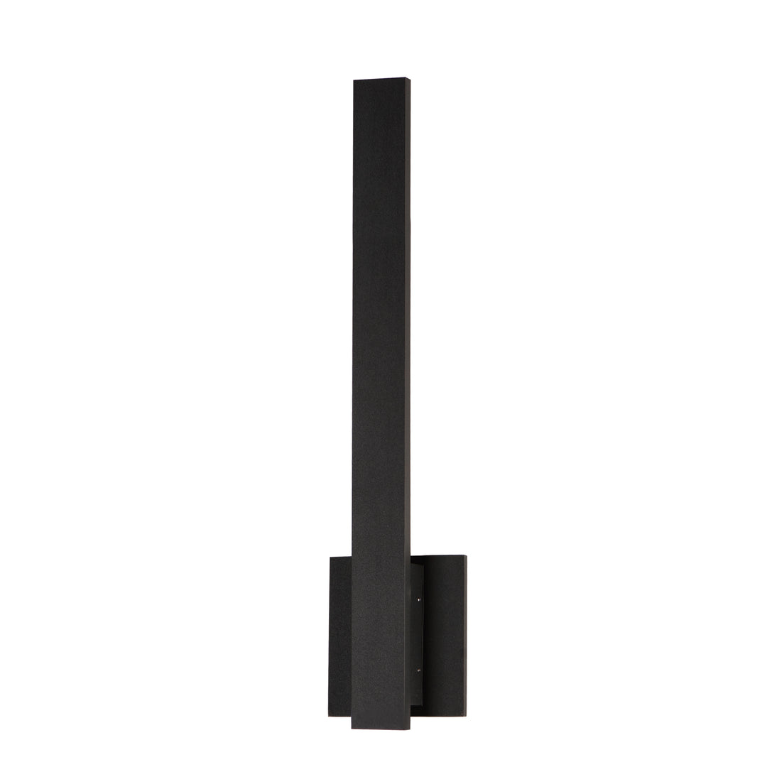 Alumilux: Line 18" LED Outdoor Wall Sconce by ET2 Lighting in Black, front view