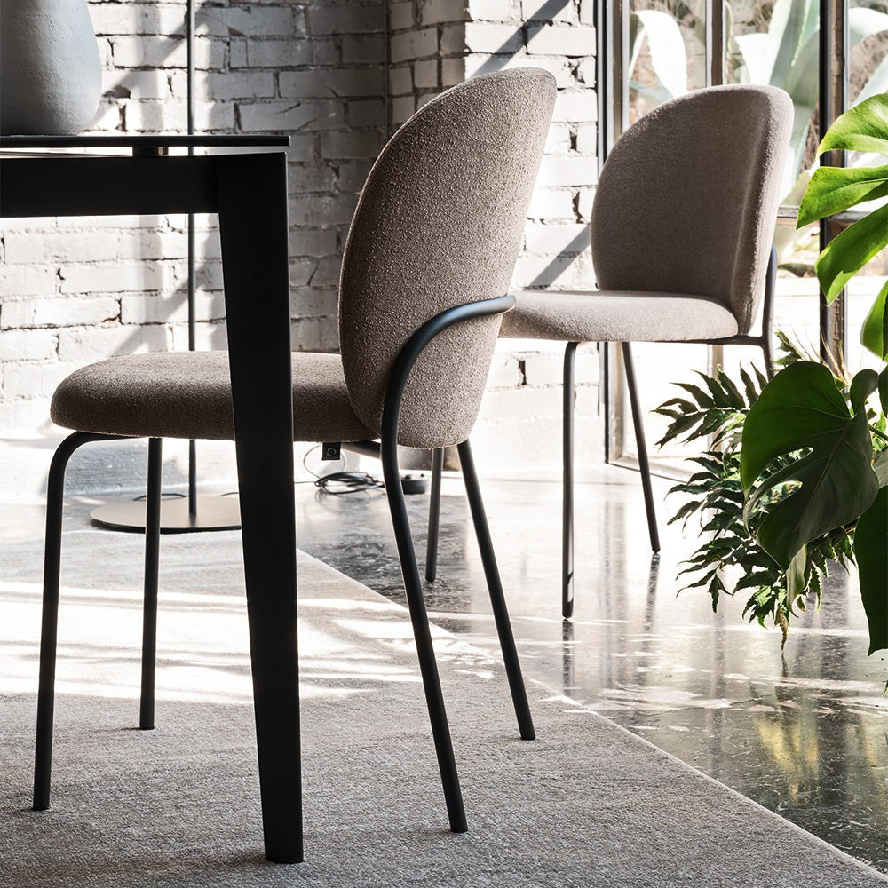 Artic Extendable Dining Table by Connubia in a styled interior