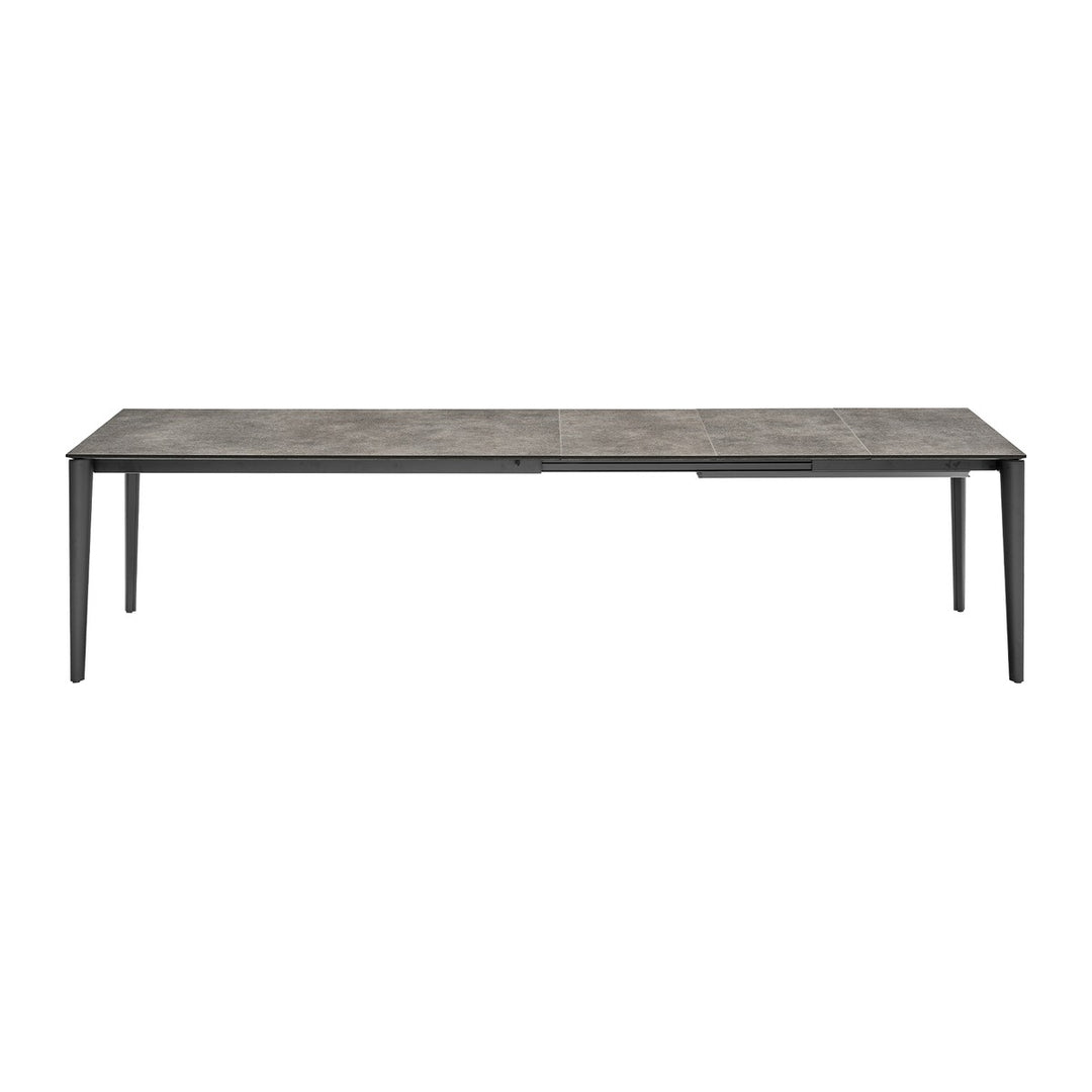 Artic Extendable Dining Table by Connubia detail view