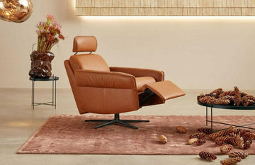 Aura Recliner With Hidden Headrest Recliners Himolla