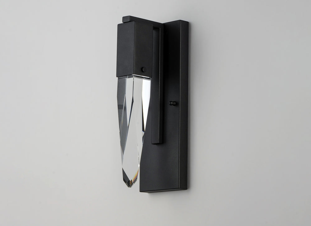 Quartz LED Wall Sconce by Studio M Lighting – lifestyle