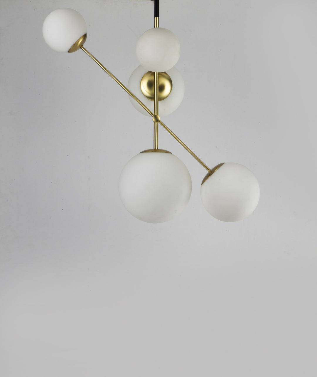 Vesper 5-Light pendant by Studio M Lighting – lifestyle