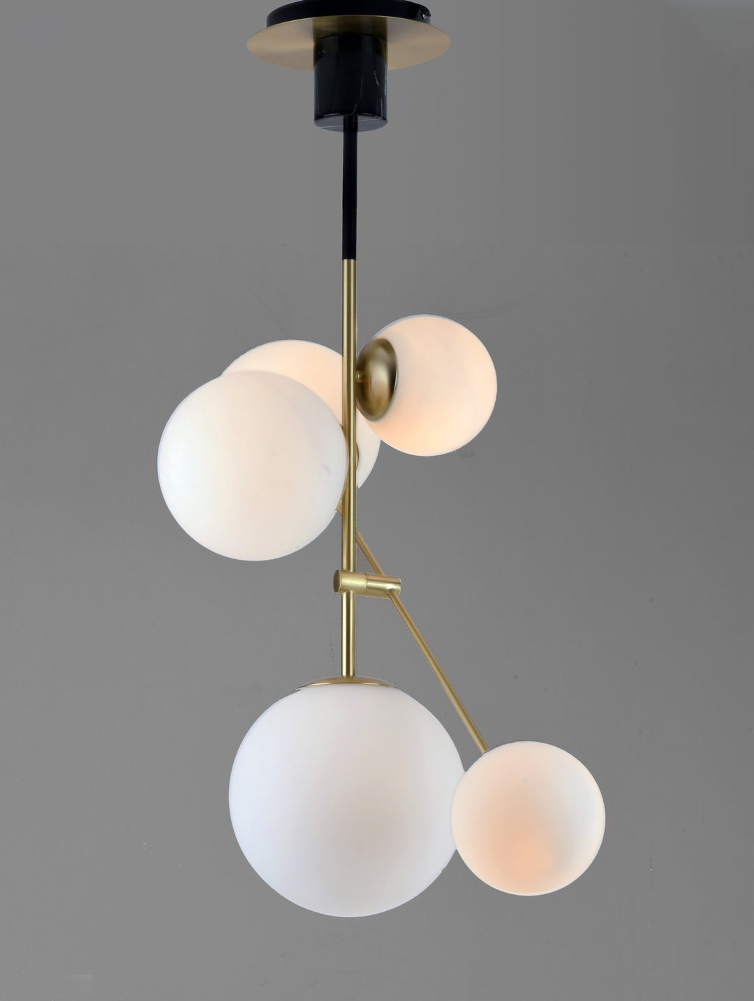 Vesper 5-Light pendant by Studio M Lighting – lifestyle