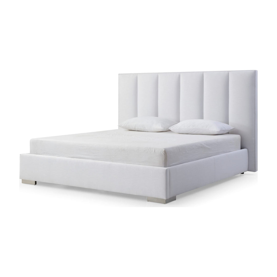 Velvet Bed Queen by Whiteline Modern Living