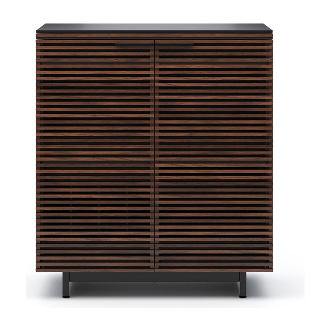 Corridor 5620 Bar in Chocolate Stained Walnut