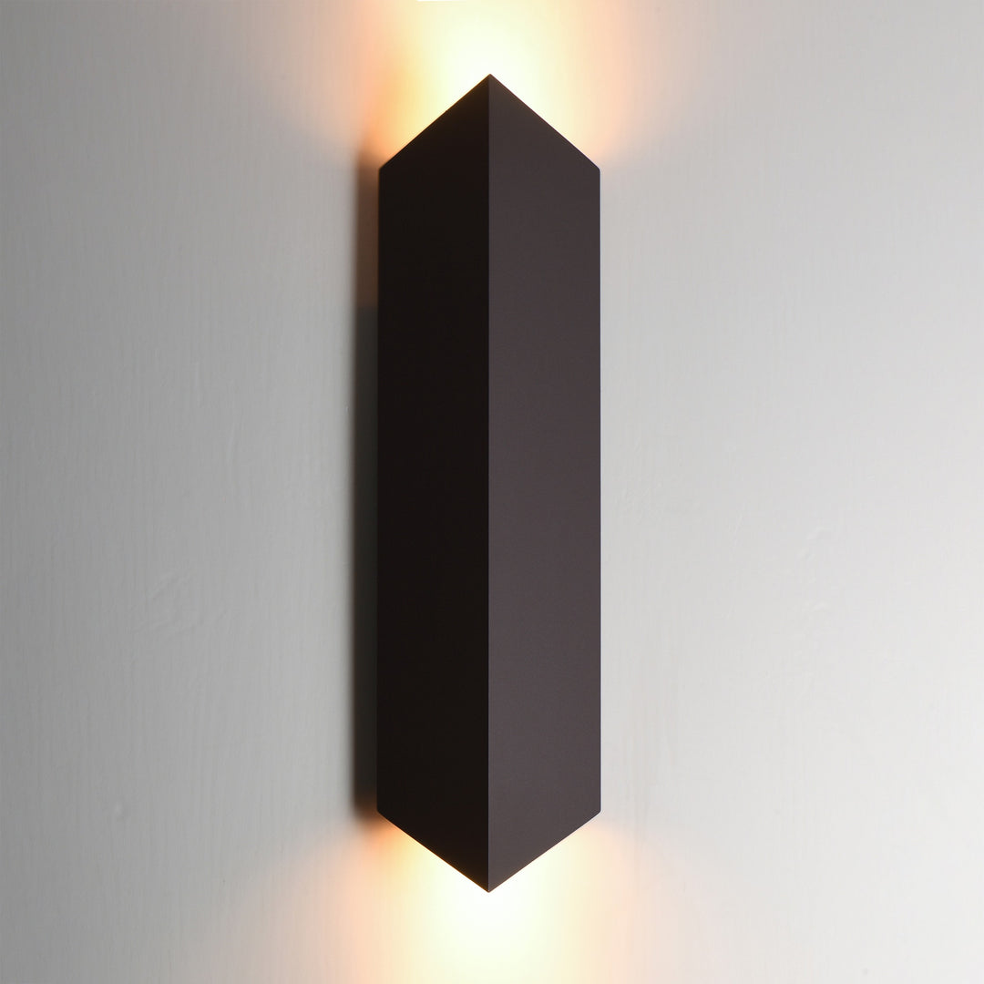 Fractal LED Outdoor Sconce 451564 by Studio M Lighting – lifestyle