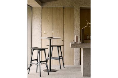 Ethnicraft Blend bar table in off white microcement