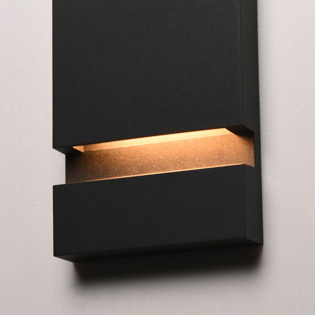 Brink LED Outdoor Sconce by ET2 Lighting, styled view 5
