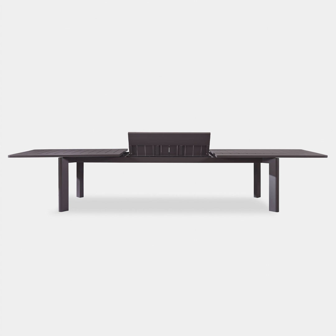 Byron Aluminum Extension Dining Table by Harbour detail view 3