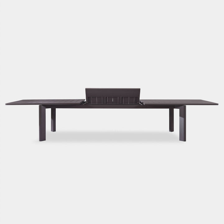 Byron Aluminum Extension Dining Table by Harbour detail view 3
