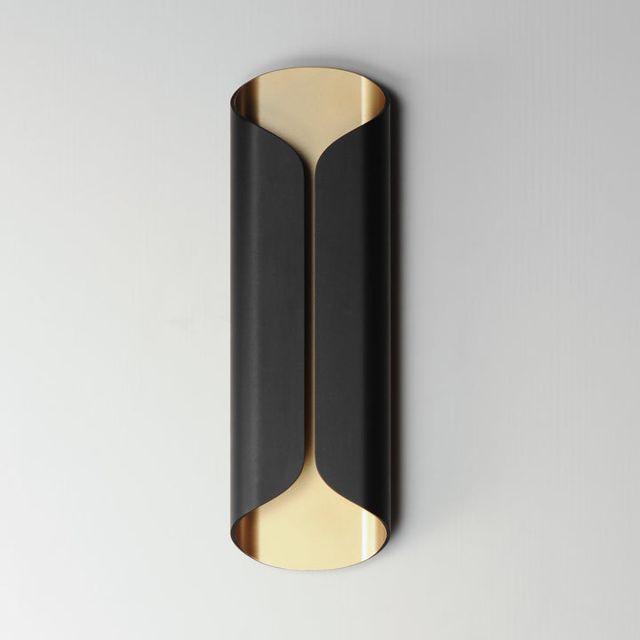 Folio 20" LED Outdoor Wall Lamp by Studio M Lighting – lifestyle