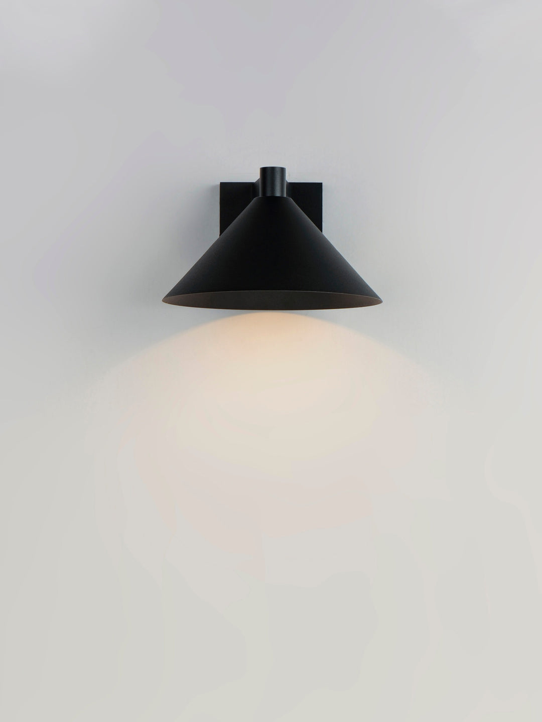 Conoid LED Conoid Large LED Outdoor Wall Sconce by Studio M Lighting – lifestyle