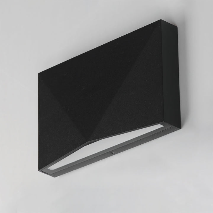 Fractal LED Step Light 3CCT by Studio M Lighting – lifestyle