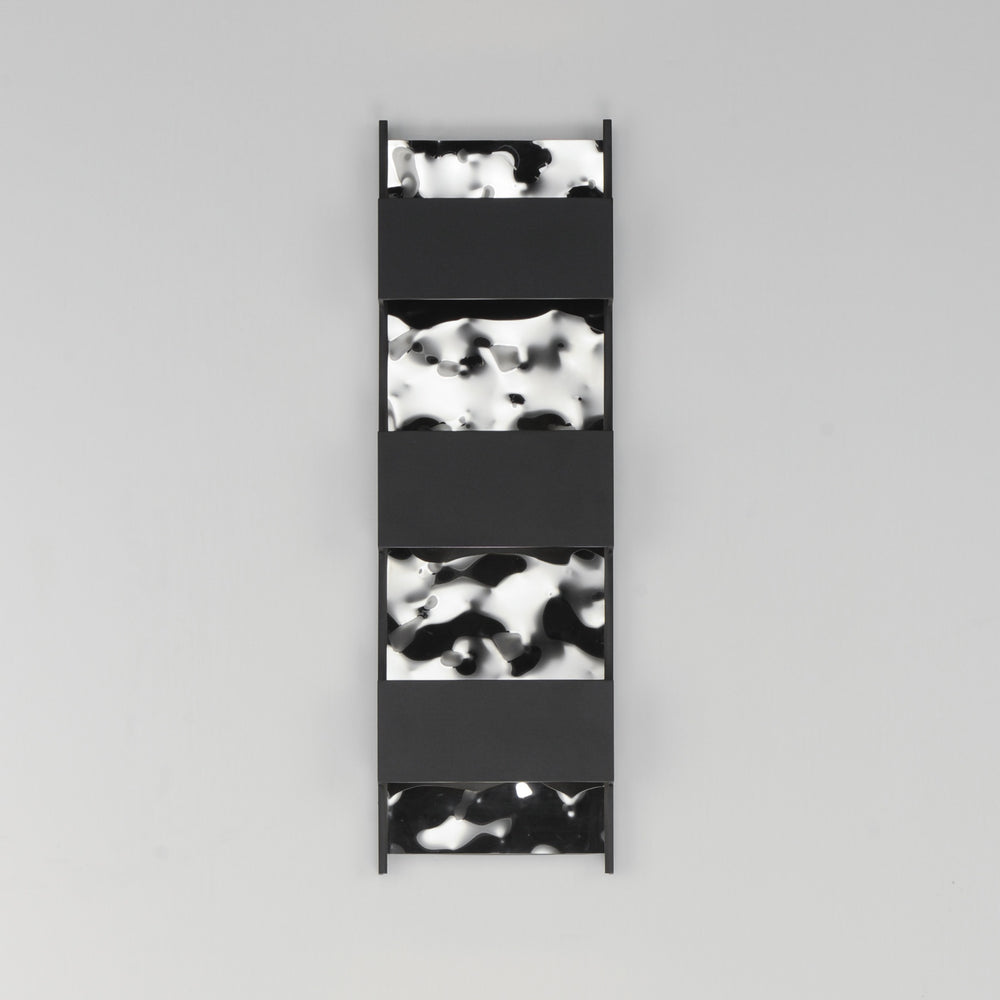 Coulee Large LED Outdoor Wall Sconce by Studio M Lighting – lifestyle