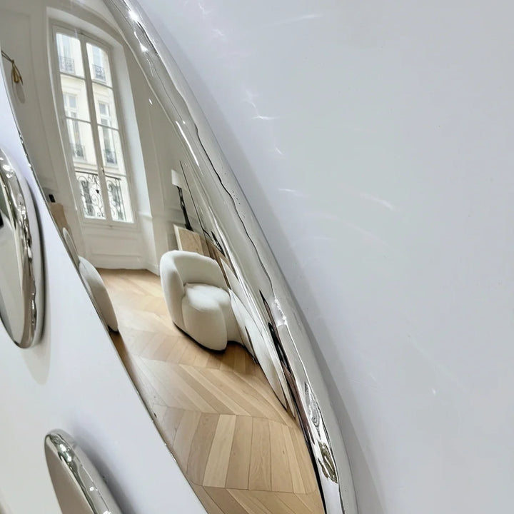 Chrome Horizons by Interior Moderna - view 5