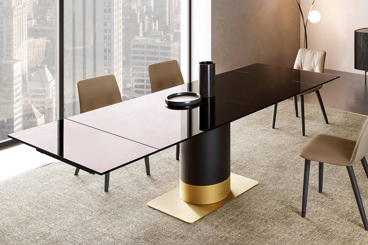 Cilindro Dining Table