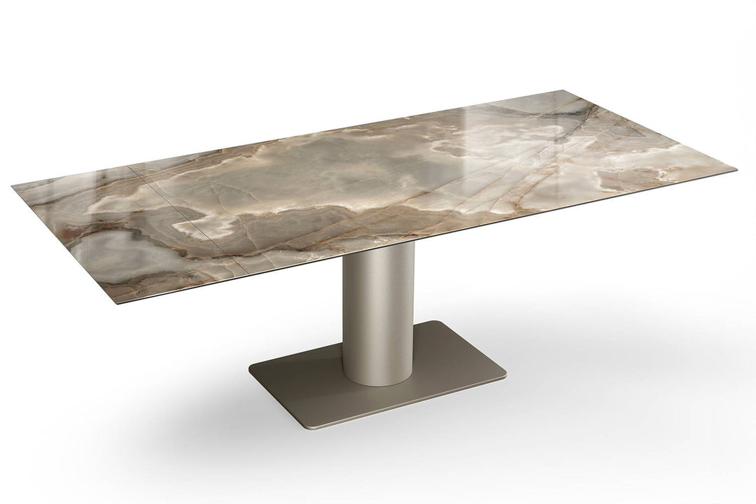 Cilindro Dining Table