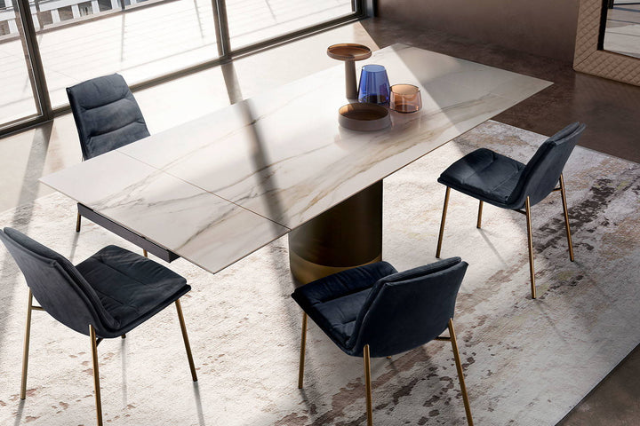 Cilindro Dining Table