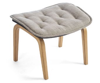 Conform Bravo footstool with a light gray tufted cushion and four curved natural wood legs