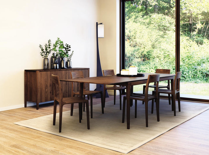 Lisse Extension Dining Table in a modern interior