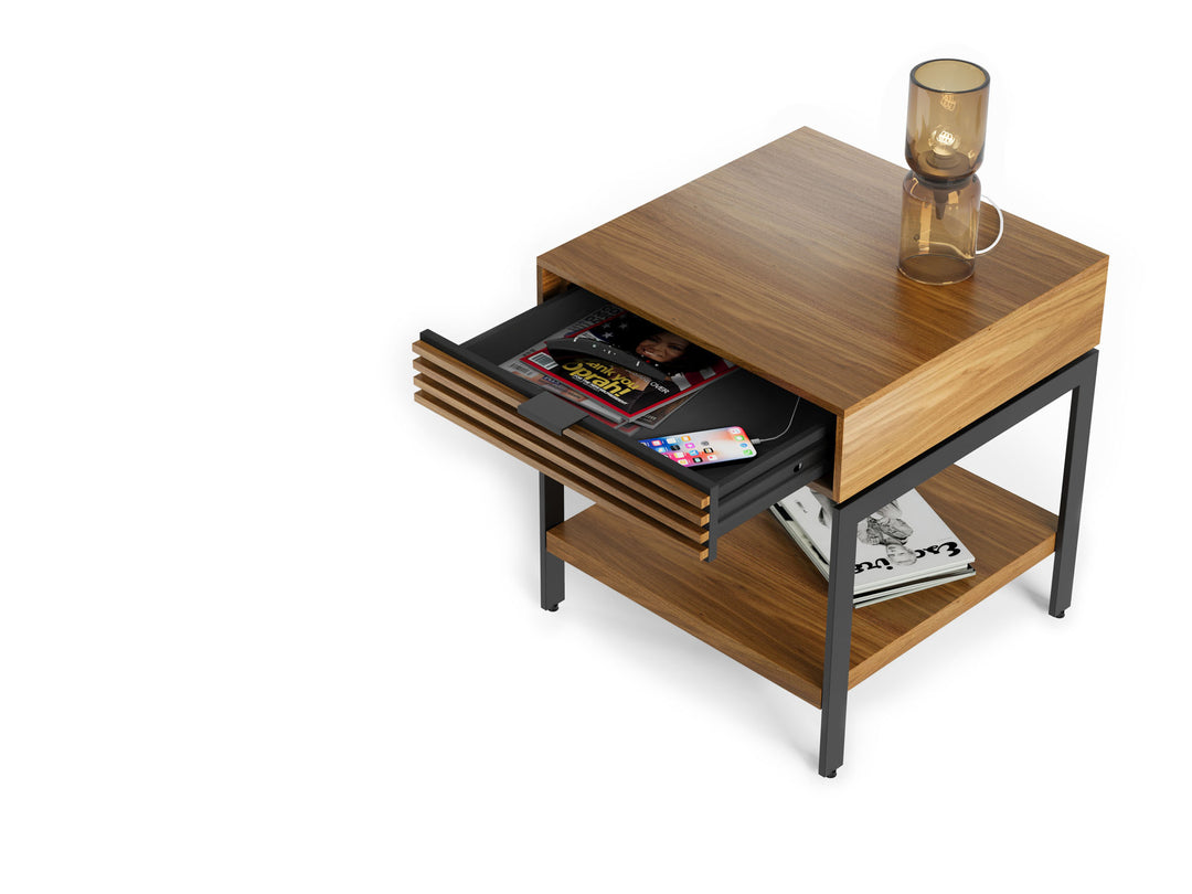 Cora 1176 End Table detail