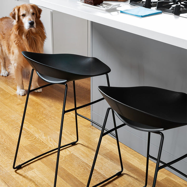 Cosmopolitan Metal Counter Stool by Connubia detail view