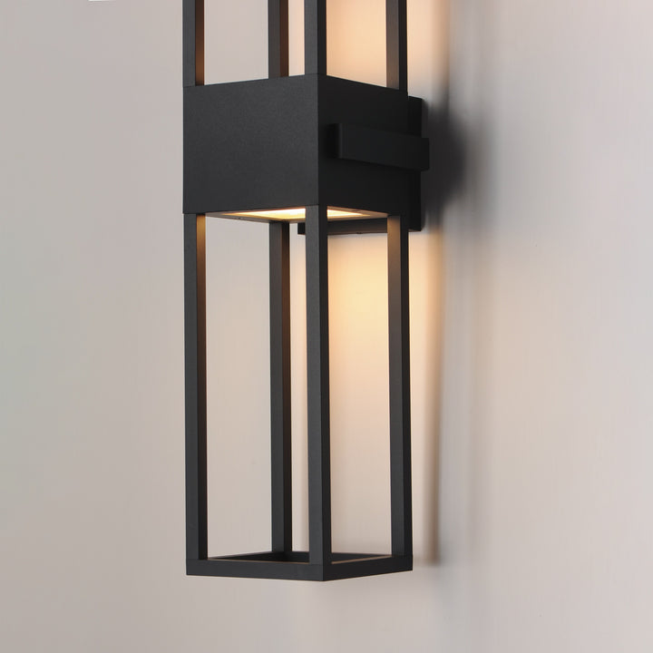 Strand VX 24 Outdoor LED Wall Sconce by Studio M Lighting – lifestyle