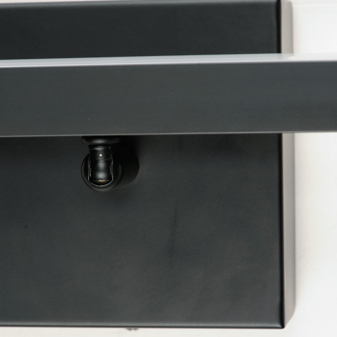 Hover 24 Wall Sconce by Studio M Lighting – lifestyle