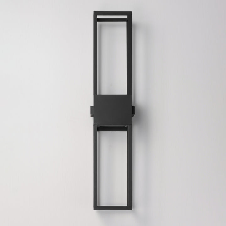 Strand VX 31 Outdoor LED Wall Sconce by Studio M Lighting – lifestyle