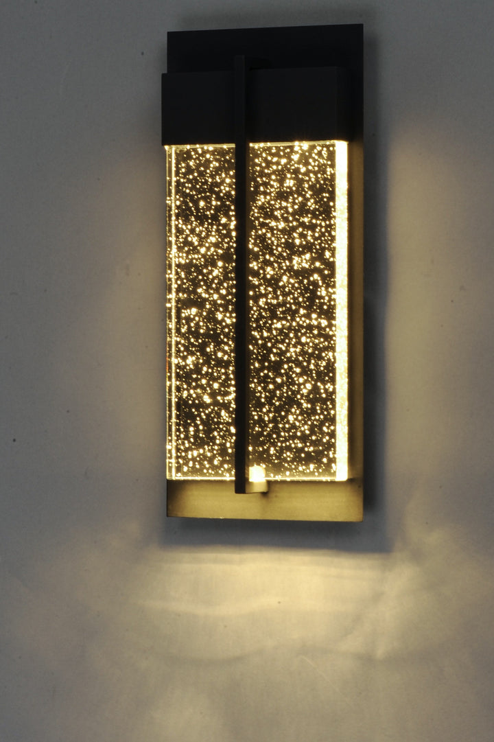 Cascade LED Outdoor Wall Sconce 566190 by Studio M Lighting – lifestyle