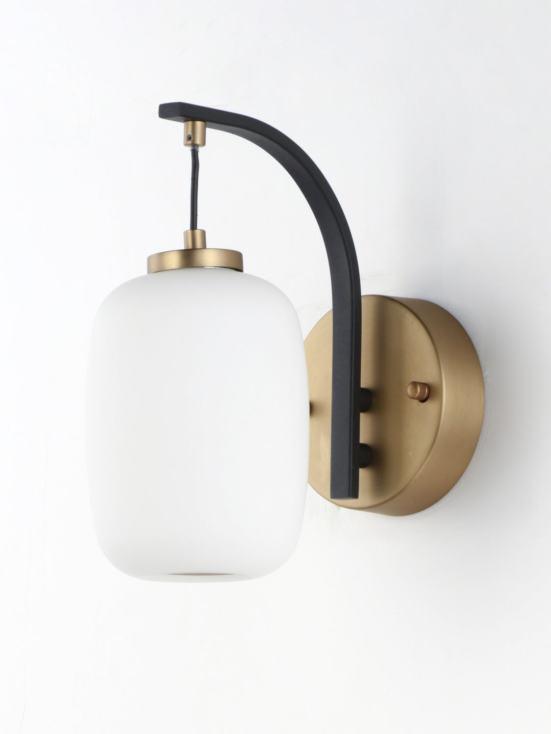 Soji LED Wall Sconce 255061 by Studio M Lighting – lifestyle