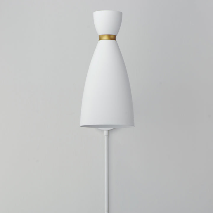 Carillon Articulating Wall Sconce by Studio M Lighting – lifestyle
