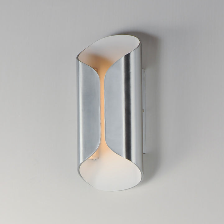 Folio 14" LED Outdoor Wall Lamp by Studio M Lighting – lifestyle