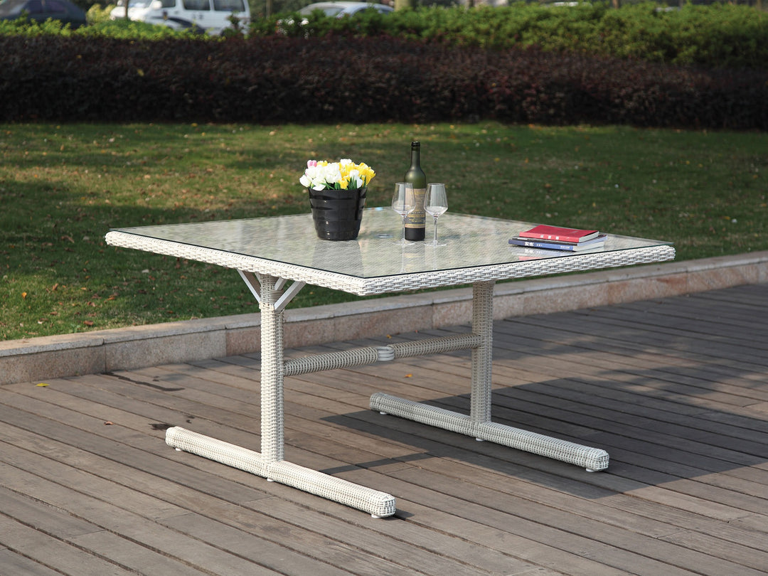 Robinson Collection by Whiteline Modern Living – lifestyle