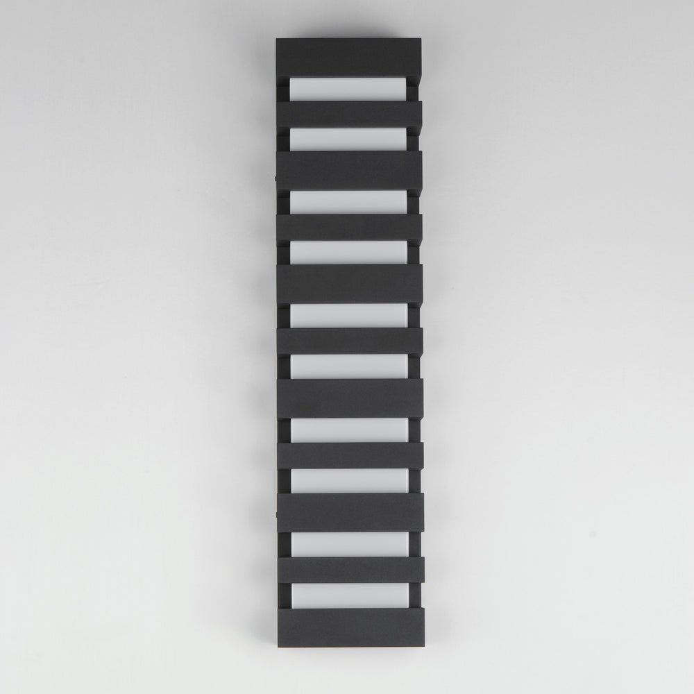 Keyes 28 LED Outdoor Wall Sconce by Studio M Lighting – lifestyle