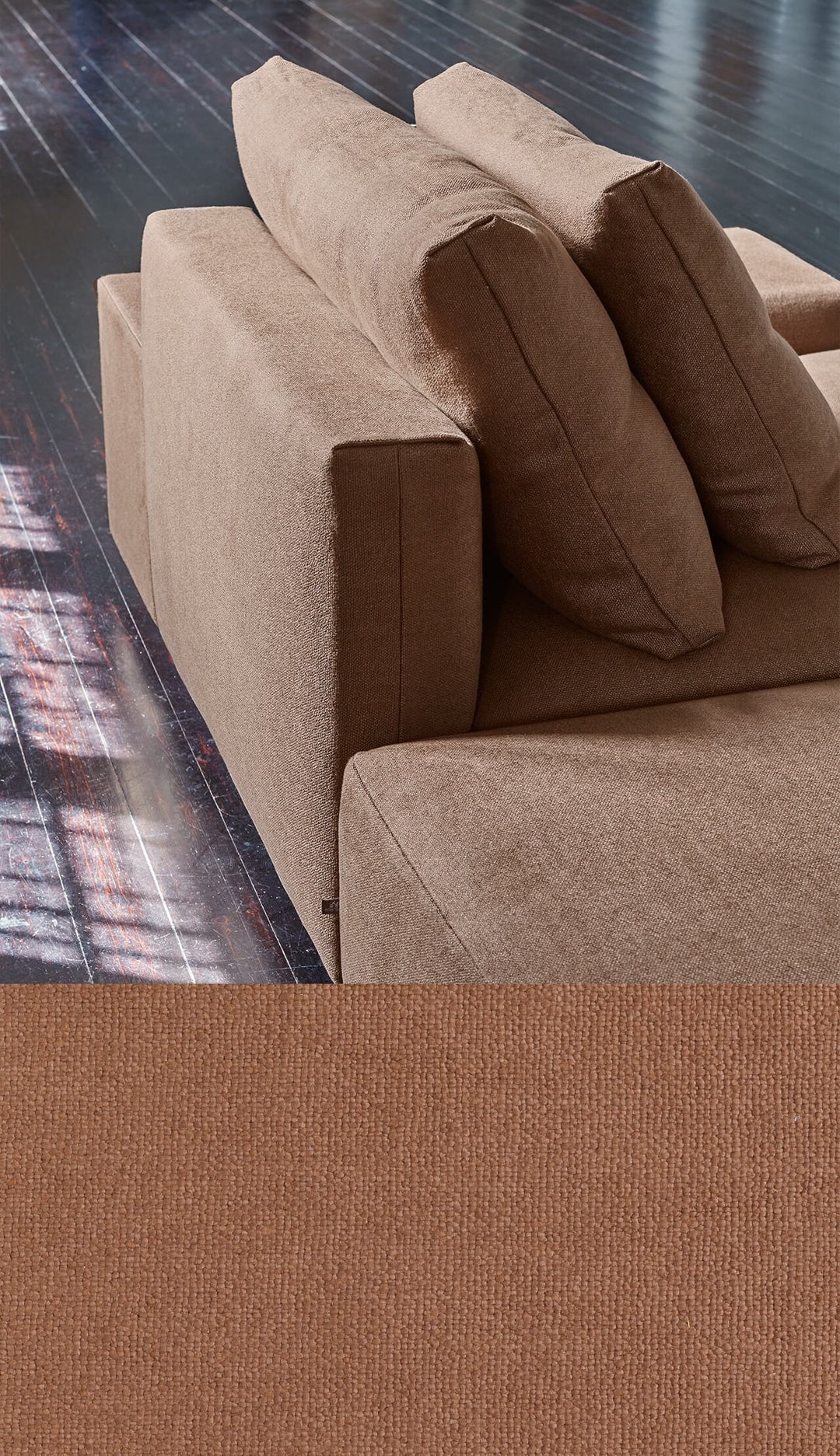 Dacapo Sectional QuickShip by Eilersen — lifestyle/detail