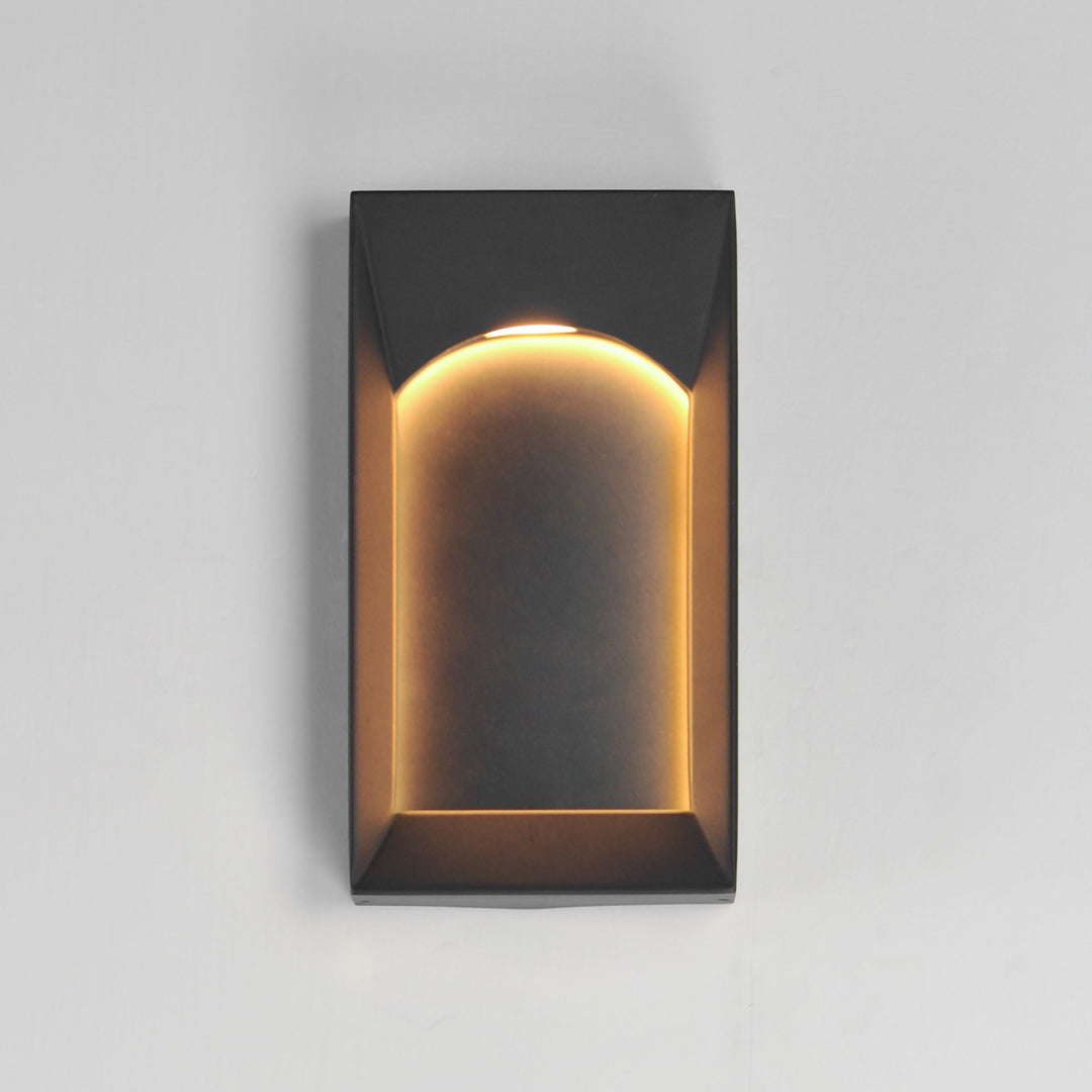 Brasilia Small LED Outdoor Sconce by Studio M Lighting – lifestyle