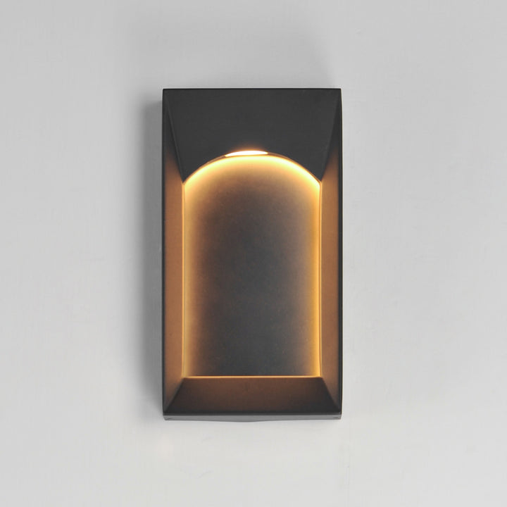 Brasilia Small LED Outdoor Sconce by Studio M Lighting – lifestyle