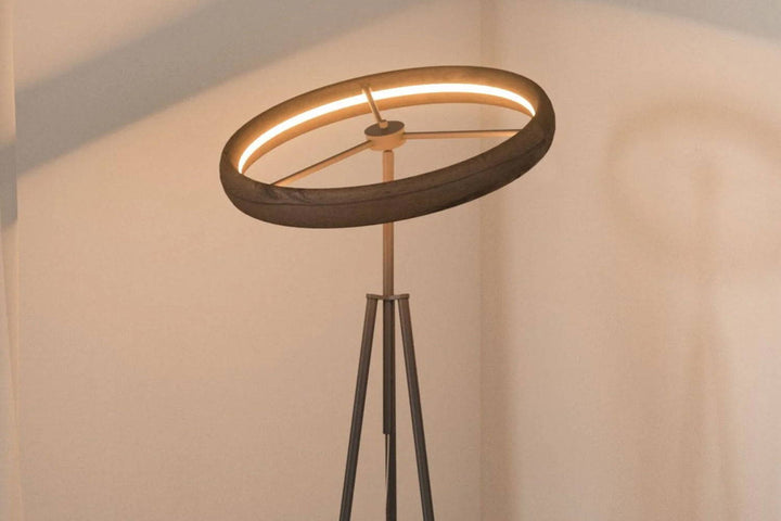 Discovery Floor Lamp