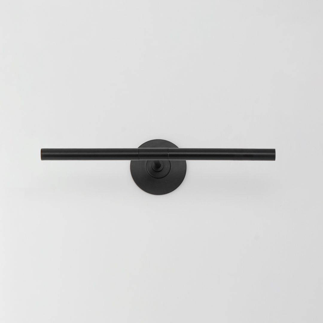 Dorian 18" Picture Light by ET2 Lighting, styled view 1