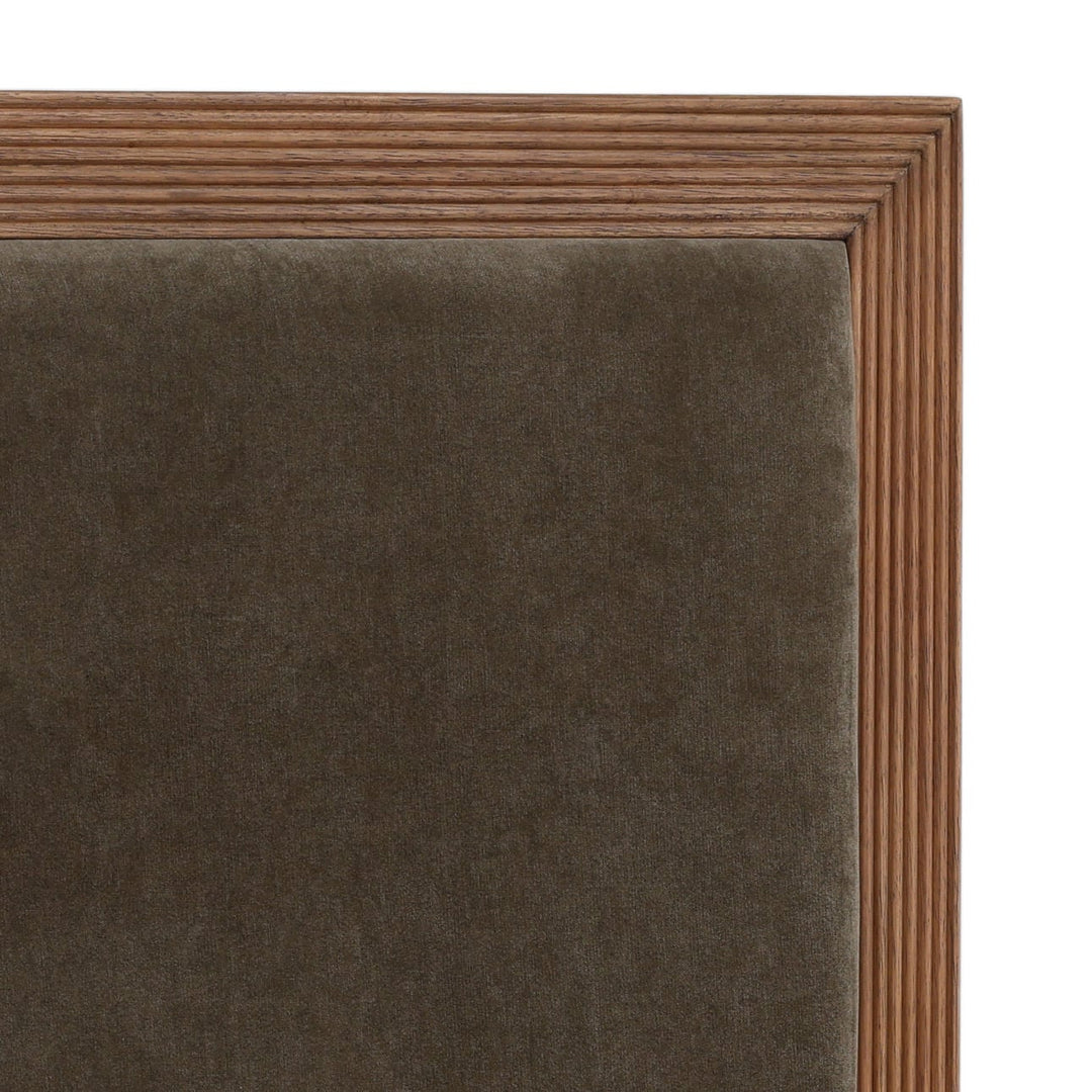 Toren Olive Velvet Bed, detail 2 view